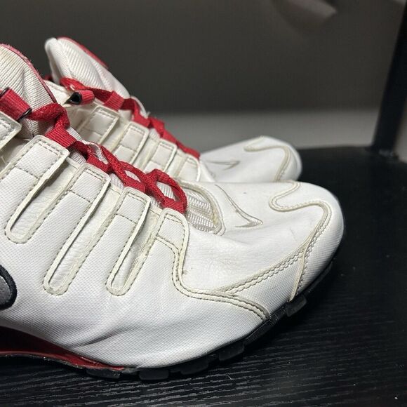 Nike Shox JX Sz 11 Leather White University Red Mens Running Sneakers 378341-110 - Picture 5 of 16